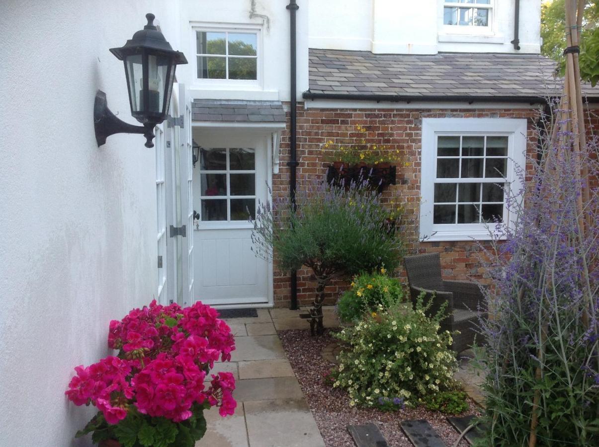 Stunning And Luxurious Manor House Holiday home Broadmayne